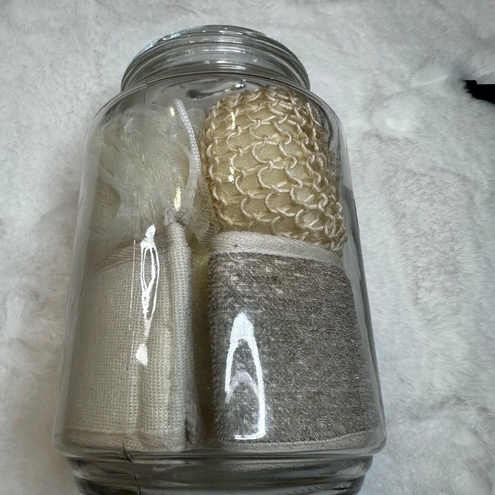 Natural Bath Set in Glass Jar